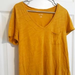 V neck pocket tee